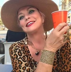 Meet your Posher, Alina